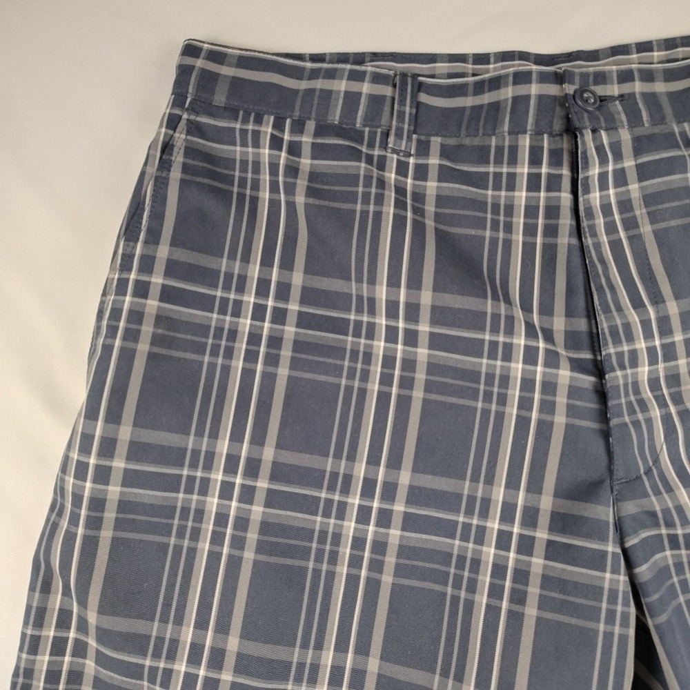 PGA TOUR Golf Shorts Men's 36 Blue Plaid Performance Flat Front Casual Travel - Picture 3 of 16